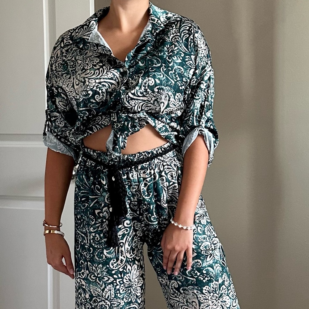 Greens and gold floral print set with belt